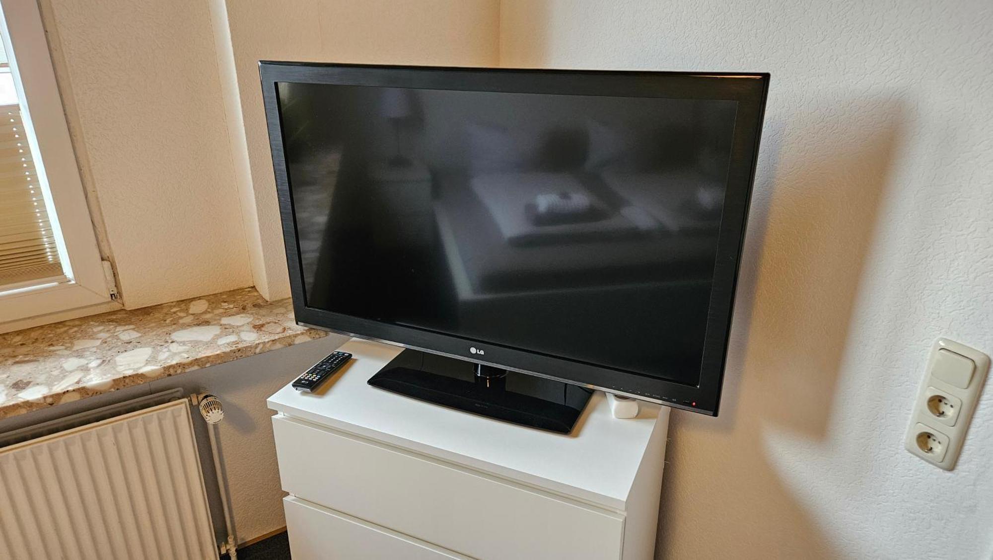 Hotel Dorfkrug Buesum - Guenstige Altbauzimmer Am Oland Szoba fotó